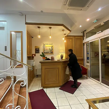 Szálloda Austin's Saint Lazare 3*