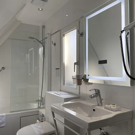 Szálloda Austin's Saint Lazare 3*