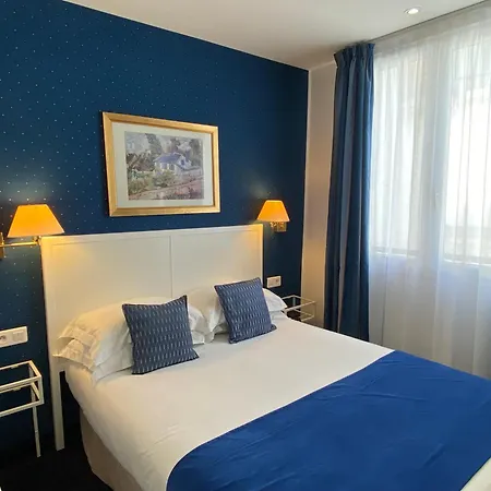 Austin's Saint Lazare 3*