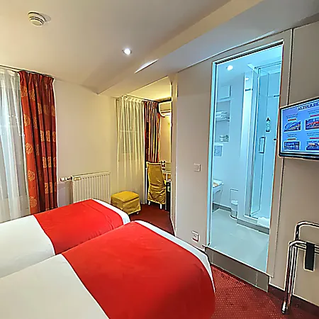 Austin's Saint Lazare 3*