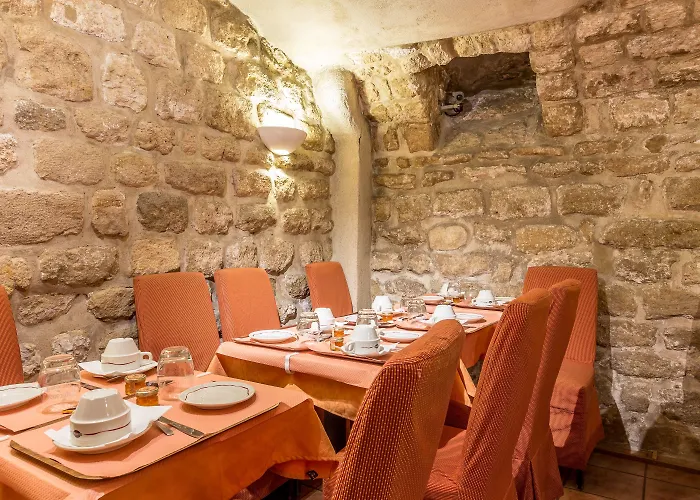 오스틴스 생 라자르 파리