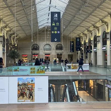 מלון Austin's Saint Lazare 3*