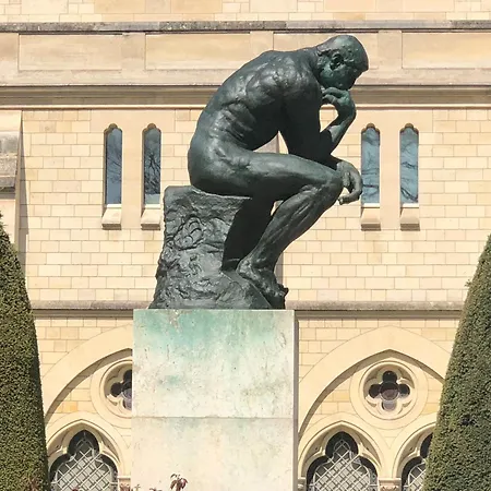Austin's Saint Lazare פריז