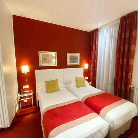Austin's Saint Lazare 3*