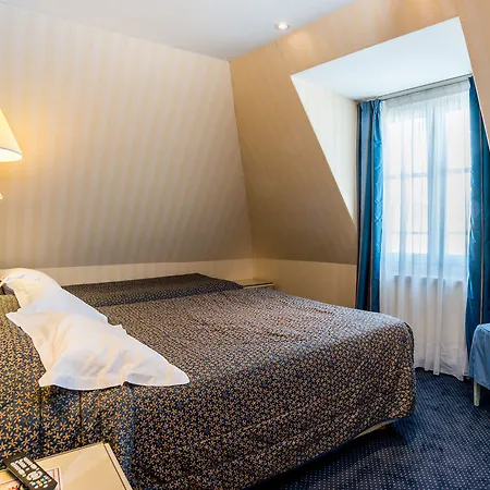 Austin's Saint Lazare 3*